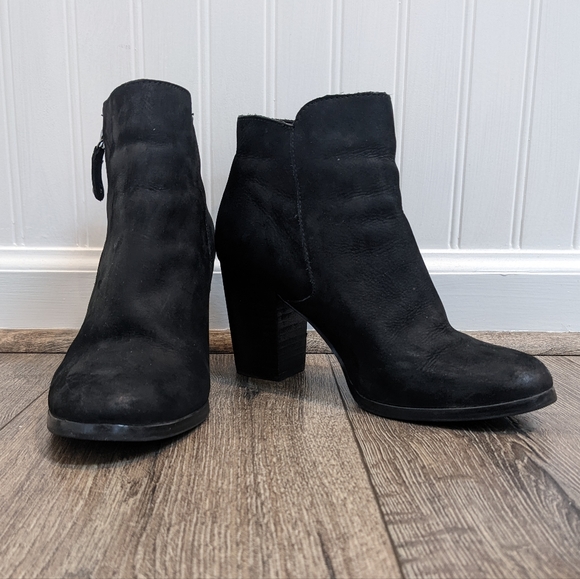 Aldo Black Suede Leather Heeled Boot Booties Shoes Size 8 - Picture 2 of 8